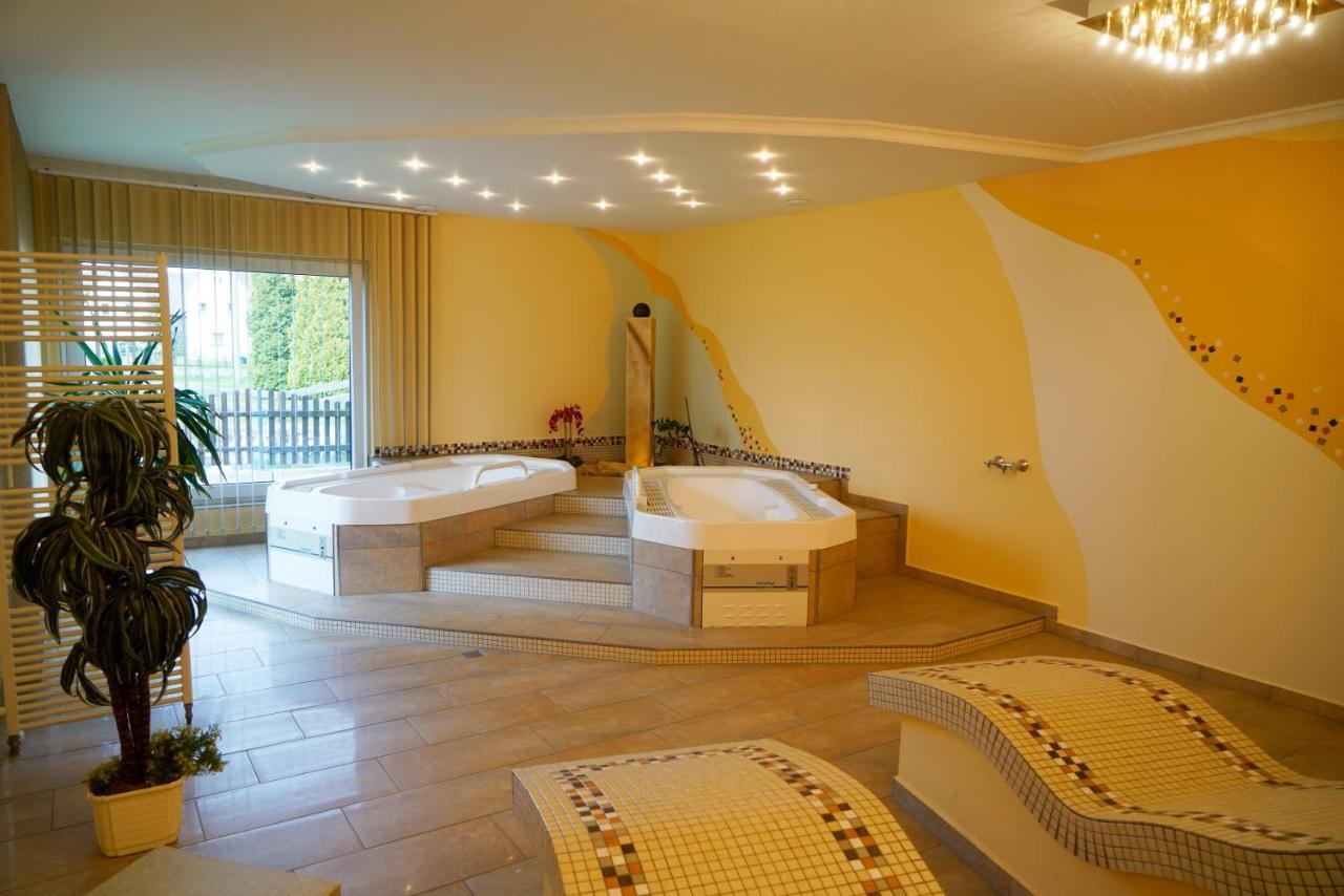 Hotel & Pension Assmann Hochkirch Экстерьер фото