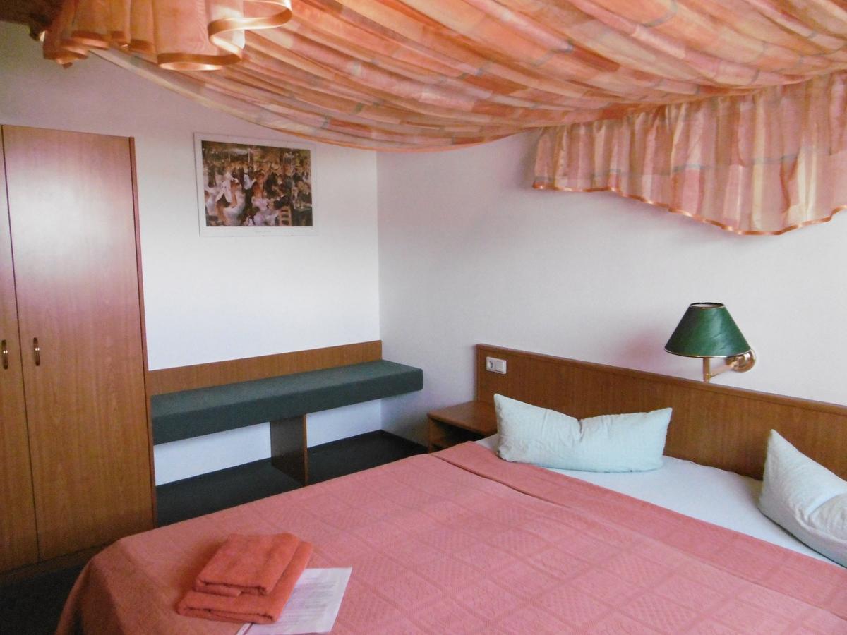 Hotel & Pension Assmann Hochkirch Экстерьер фото